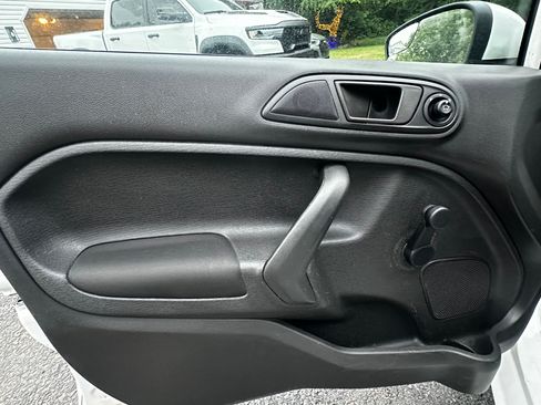 Used 2014 Ford Fiesta S FWD image 16