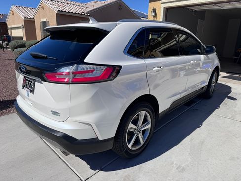 Used 2019 Ford Edge SEL w/ Equipment Group 201A image 2