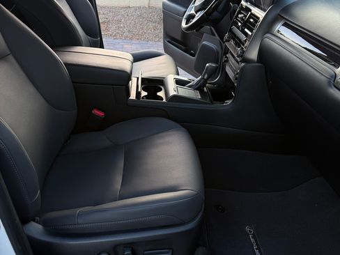 Used 2023 Lexus GX 460 Premium w/ Premium Plus Package AWD/4WD image 9