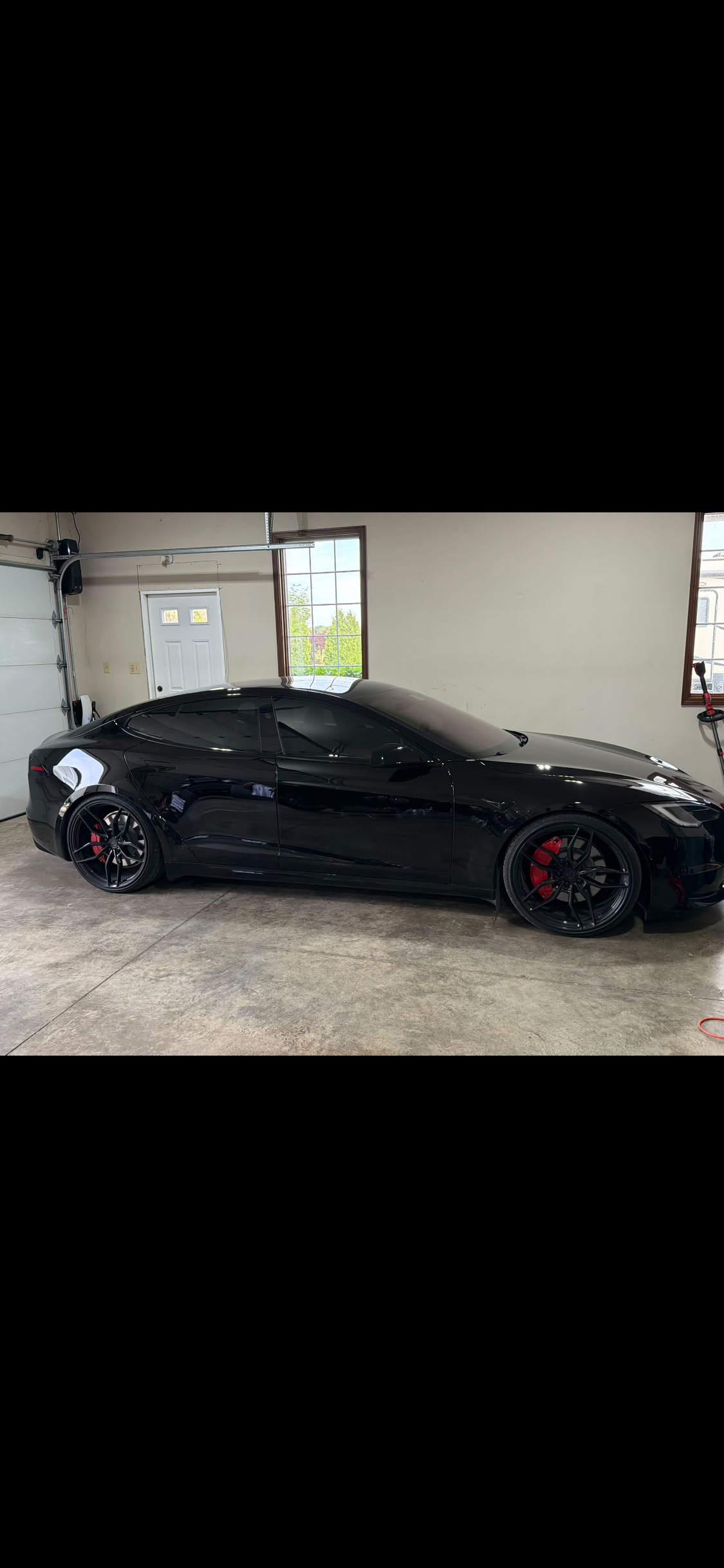 Used 2023 Tesla Model S Standard Range AWD/4WD image 17