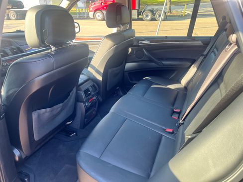 Used 2012 BMW X5 xDrive35i image 9