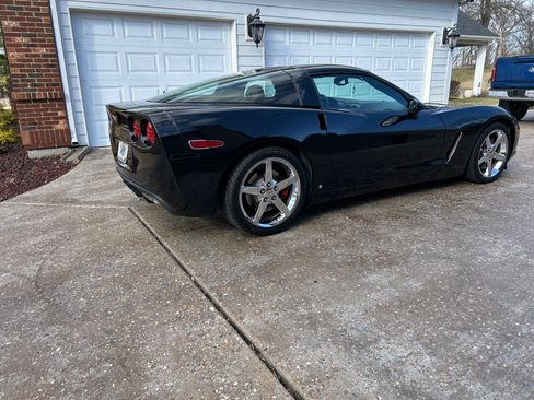 Used 2007 Chevrolet Corvette Coupe w/ Preferred Equipment Group image 5