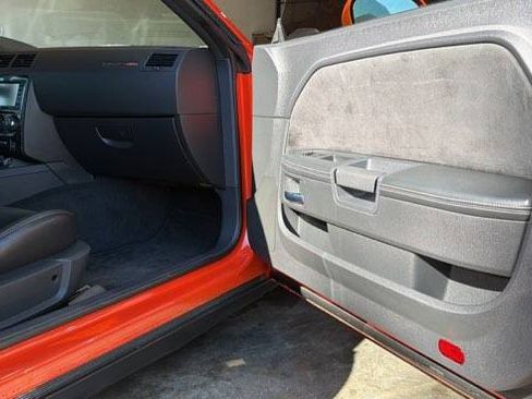 Used 2009 Dodge Challenger SRT8 w/ SRT Option Group II image 17