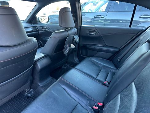 Used 2017 Honda Accord Sport Special Edition image 15