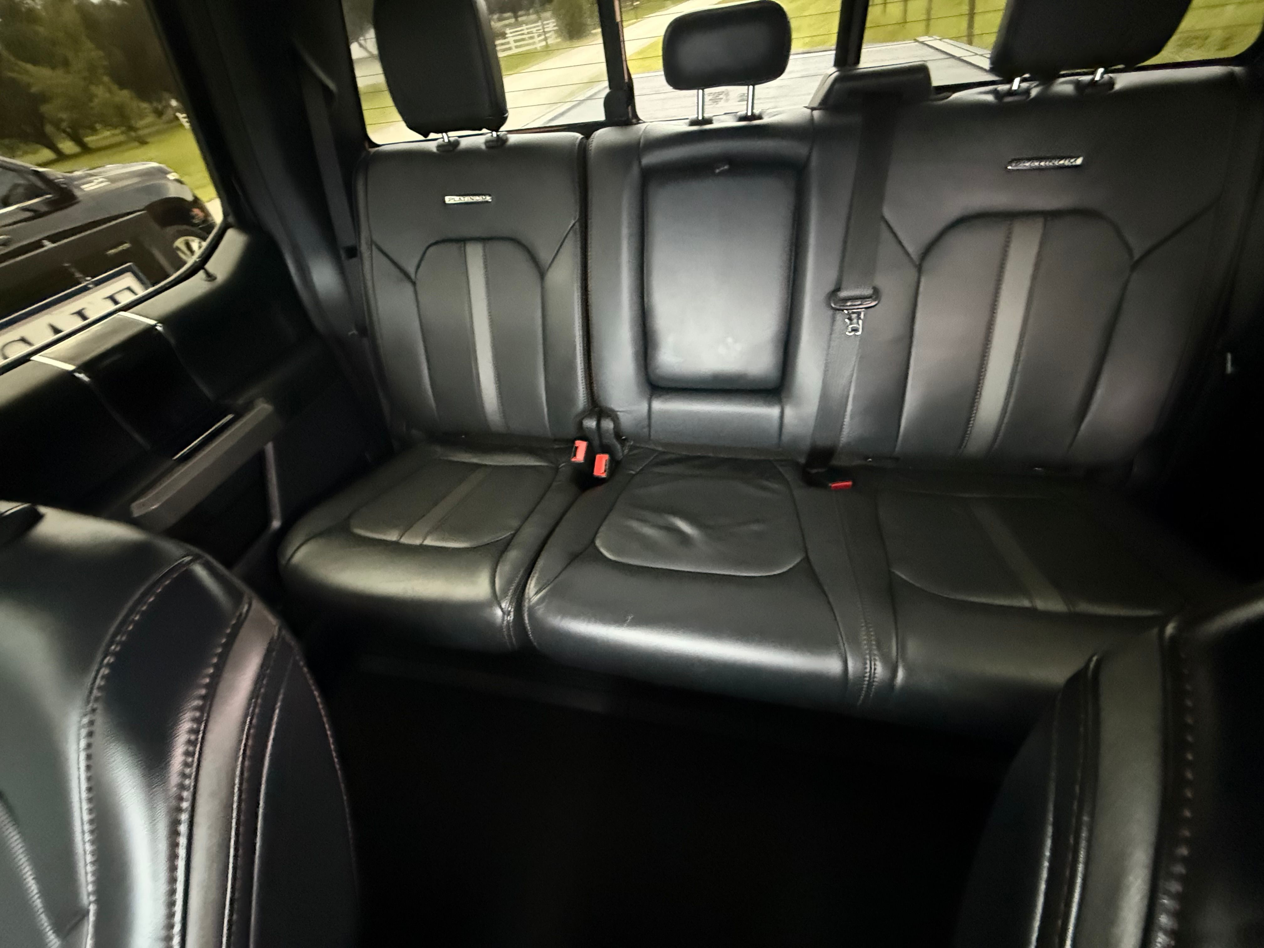 Used 2022 Ford F450 Platinum w/ FX4 Off-Road Package AWD/4WD image 10