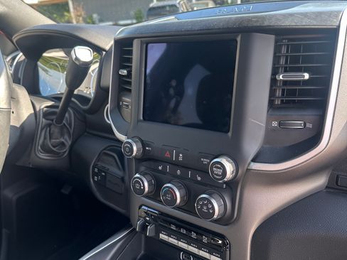 Used 2020 RAM 2500 Big Horn w/ Level 1 Equipment Group image 24