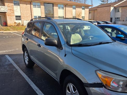 Used 2008 Toyota RAV4 4WD image 5