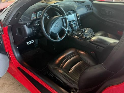 Used 2002 Chevrolet Corvette Coupe w/ Preferred Equipment Group2 image 14