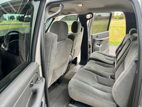 Used 2004 Chevrolet Silverado 1500 4x4 Crew Cab w/ Z71 Convenience Package 1 image 14
