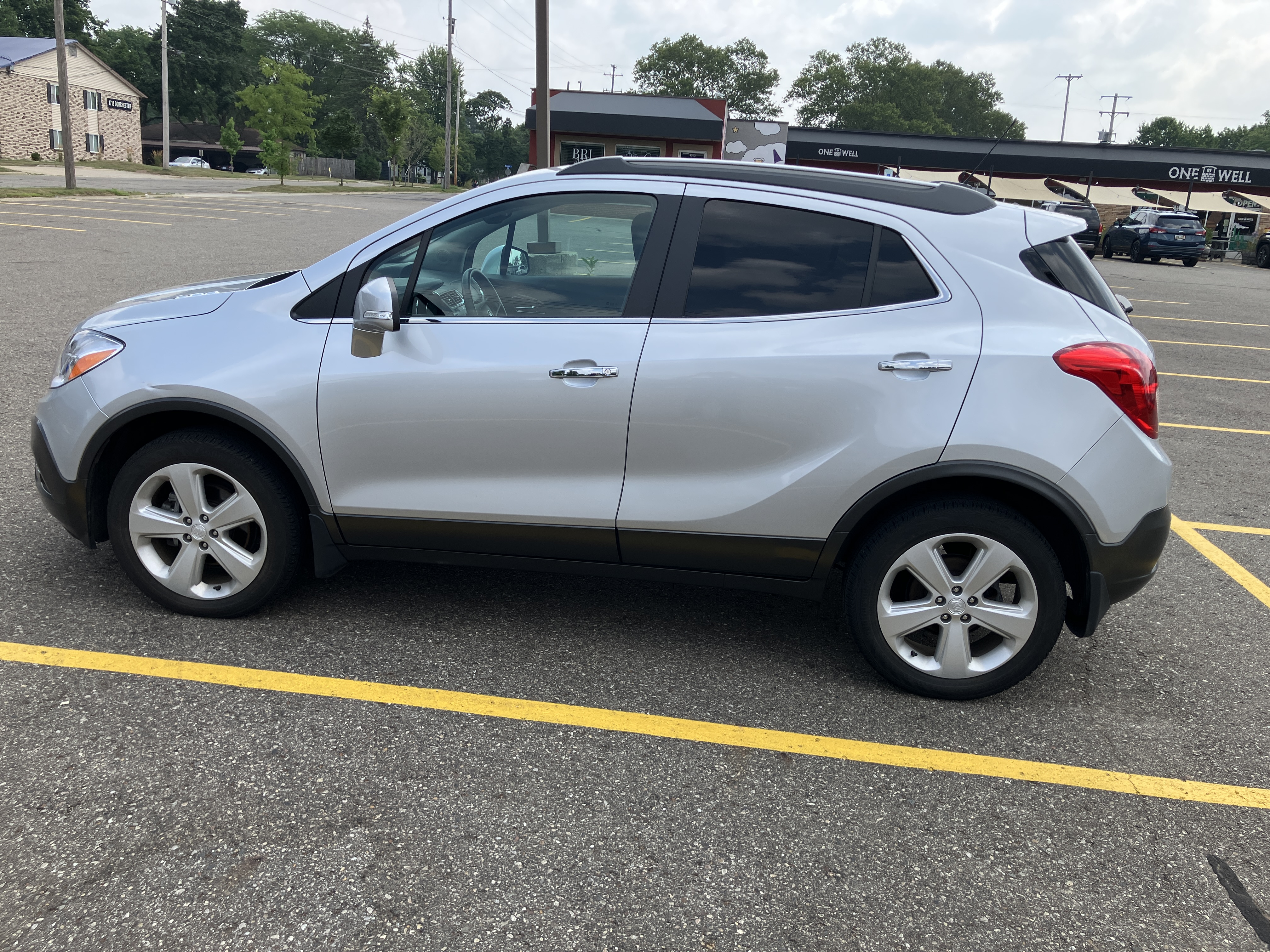 Used 2015 Buick Encore Leather AWD/4WD image 1
