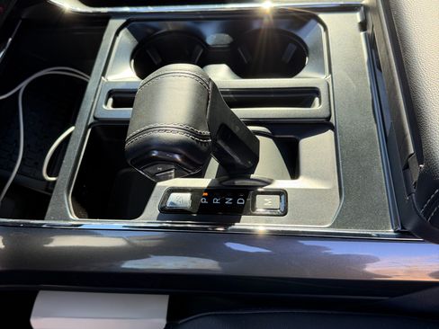 Used 2023 Ford F150 Lariat w/ Equipment Group 502A High image 24