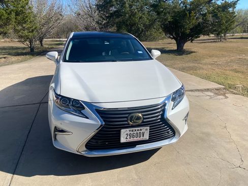 Used 2016 Lexus ES 350 image 2