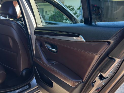 Used 2014 BMW 528i xDrive Sedan image 22