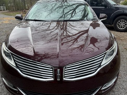Used 2013 Lincoln MKZ image 12