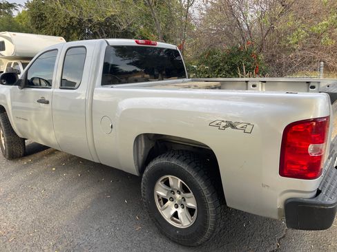 Used 2013 Chevrolet Silverado 1500 W/T image 6