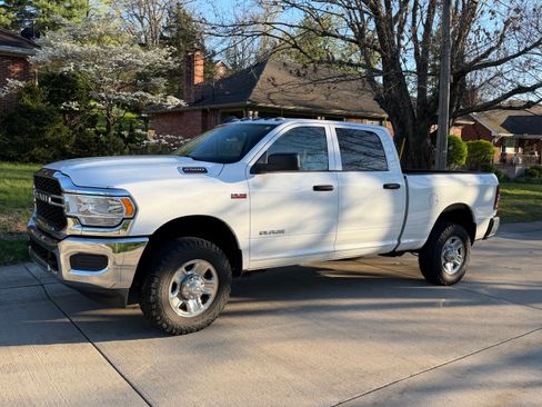 Used 2020 RAM 2500 Tradesman w/ Chrome Appearance Group image 1