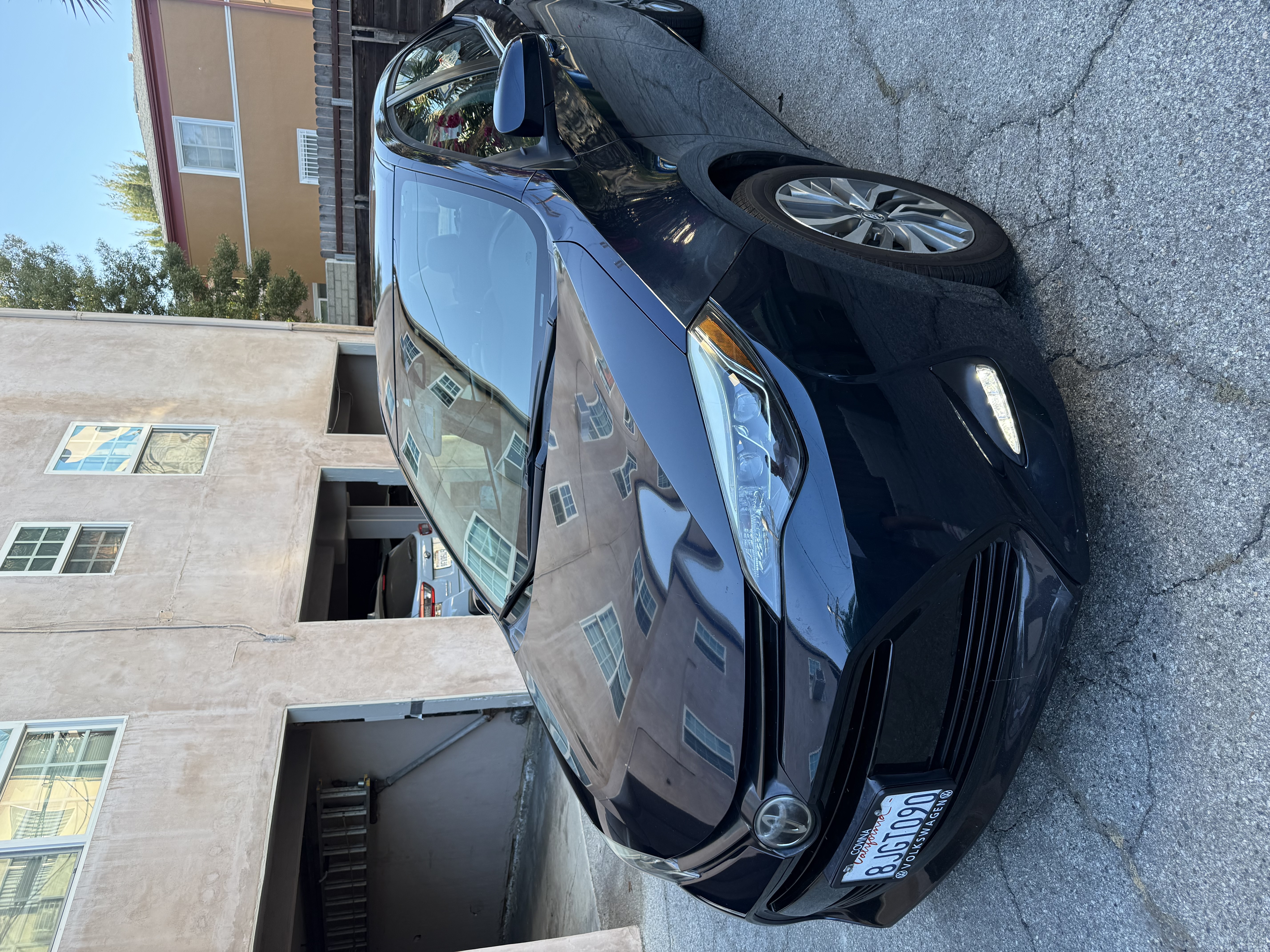Used 2019 Toyota Corolla XLE w/ Protection Package FWD image 1