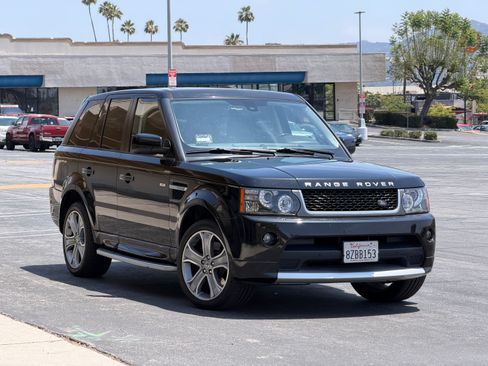 Used 2011 Land Rover Range Rover Sport HSE AWD/4WD image 4