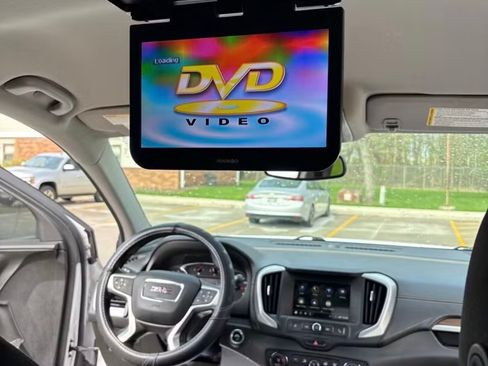 Used 2019 GMC Terrain SLE w/ Driver Convenience Package image 5