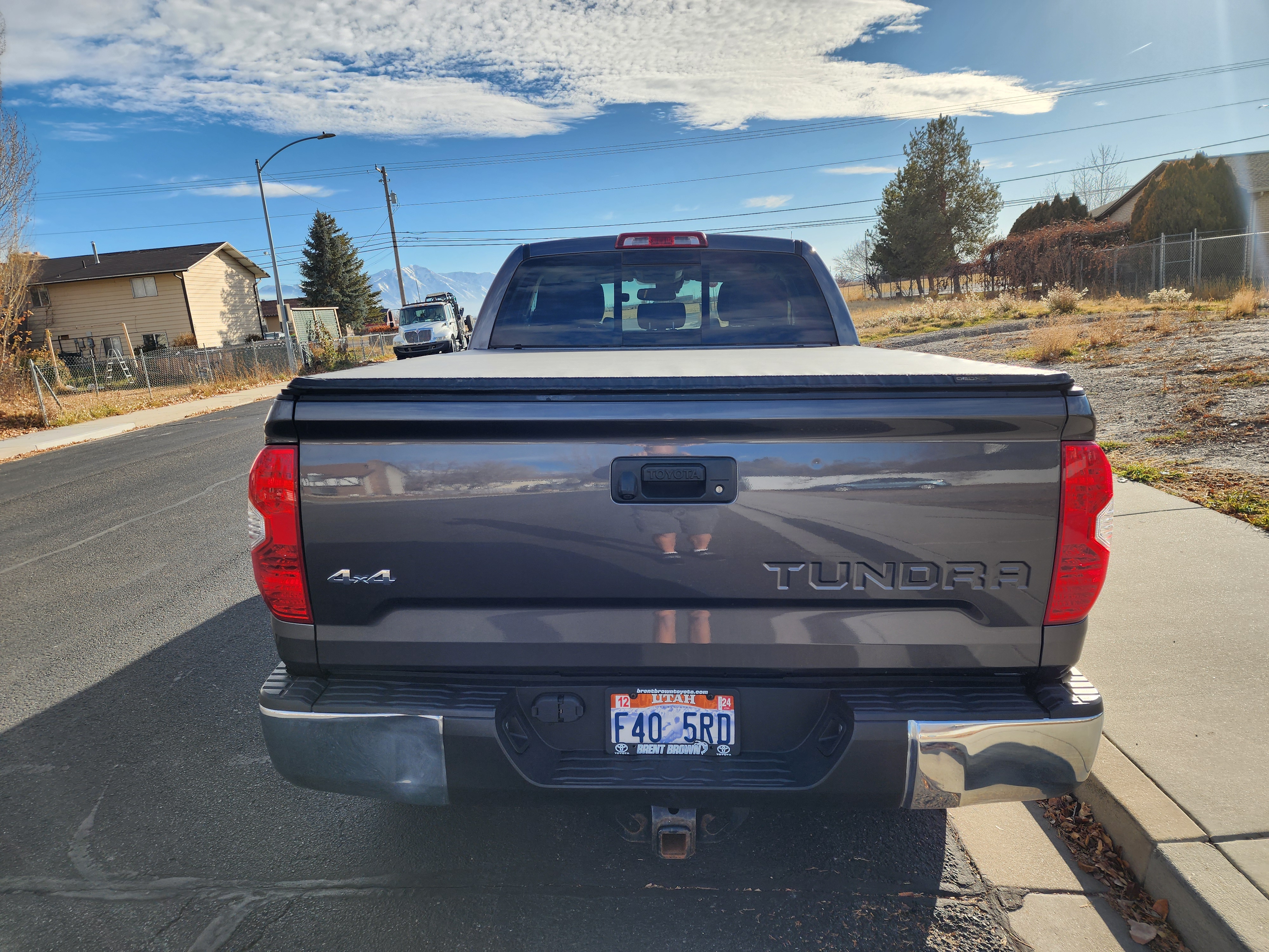 Used 2019 Toyota Tundra SR5 w/ SR5 Upgrade Package AWD/4WD image 2