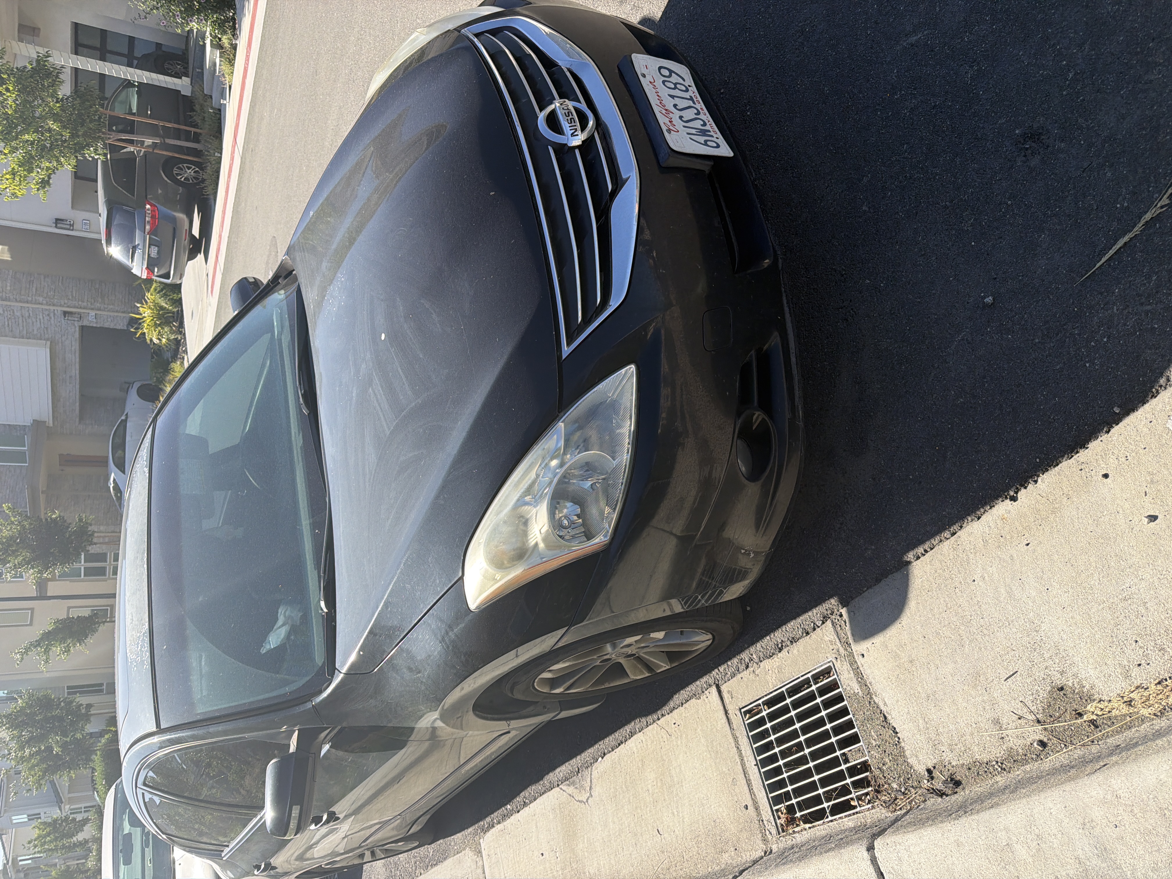 Used 2012 Nissan Altima 3.5 SR w/ Sport Pkg FWD image 1