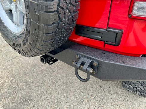 Used 2009 Jeep Wrangler Rubicon w/ Dual Top Group AWD/4WD image 8