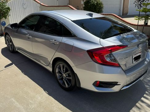 Used 2020 Honda Civic EX image 6