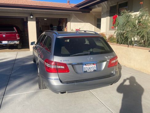 Used 2011 Mercedes-Benz E 350 4MATIC Wagon image 8