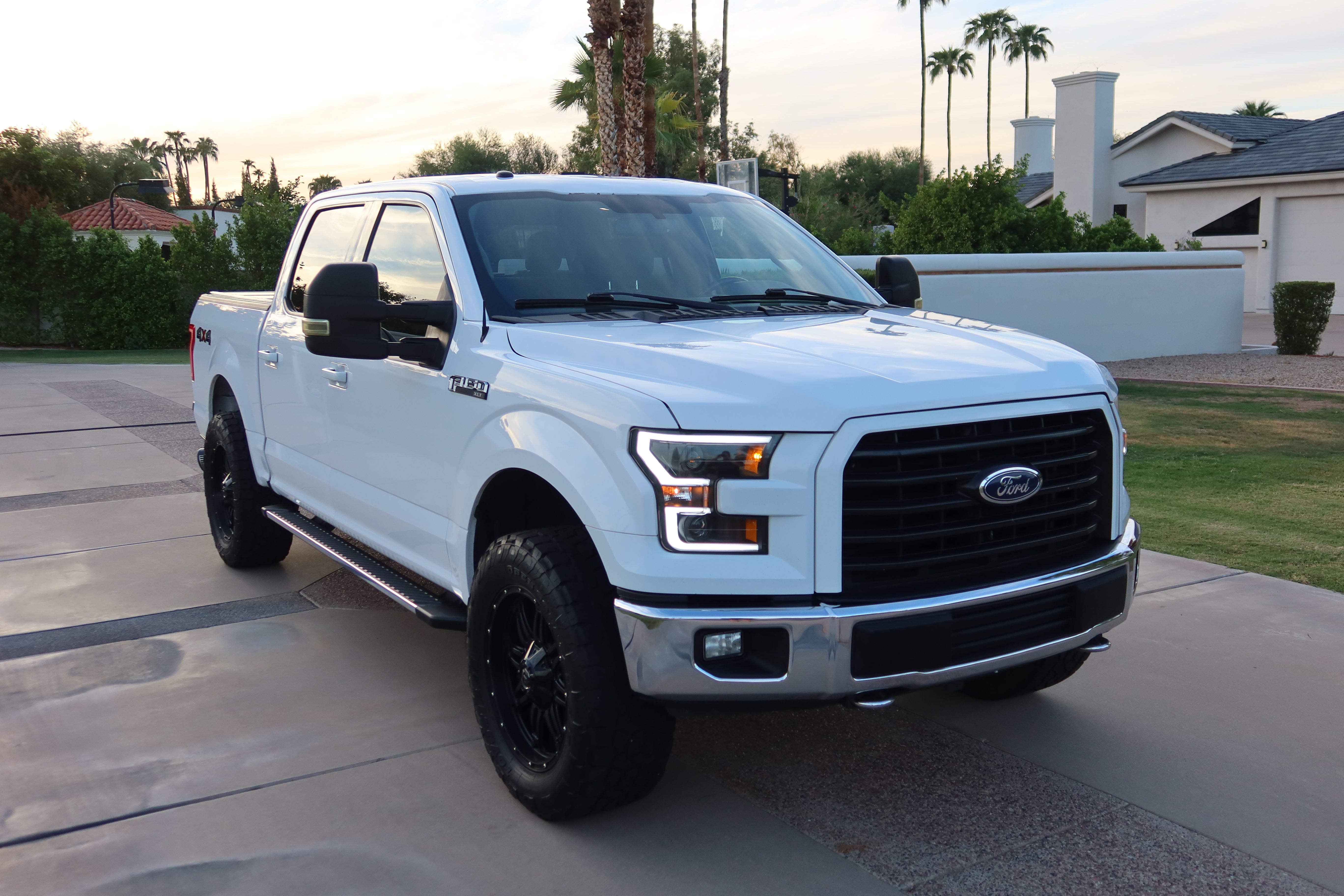 Used 2017 Ford F150 XLT w/ Equipment Group 302A Luxury AWD/4WD image 2