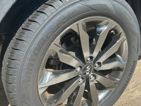Used 2018 Kia Sportage EX w/ EX Sport Appearance Package FWD image 14