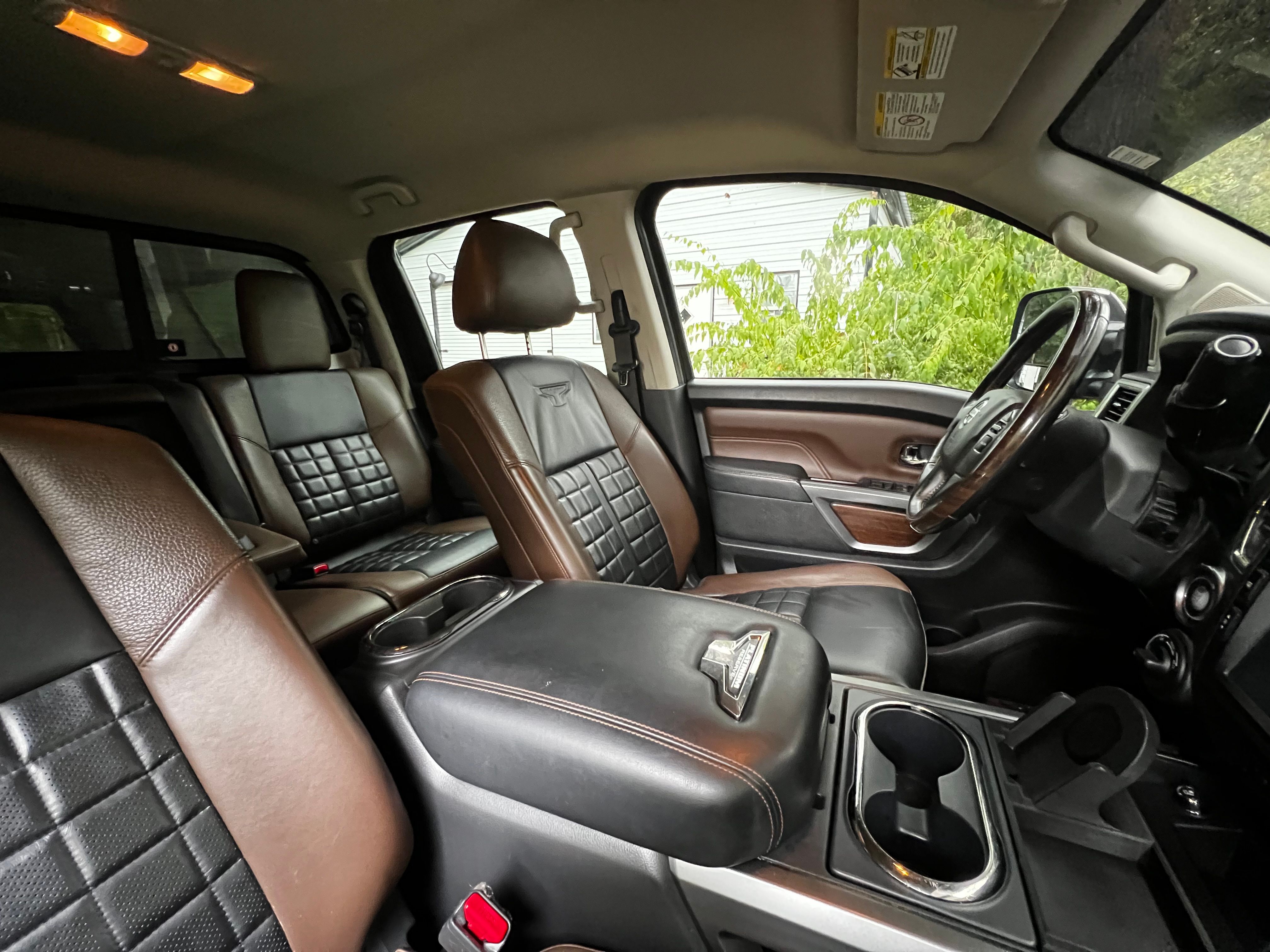 Used 2018 Nissan Titan Platinum Reserve AWD/4WD image 5