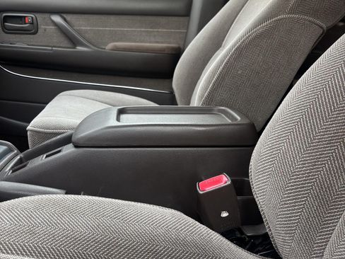 Used 1994 Toyota Land Cruiser Sport Utility 4D image 30