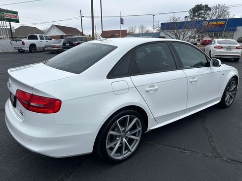 Used 2016 Audi A4 2.0T Premium image 4