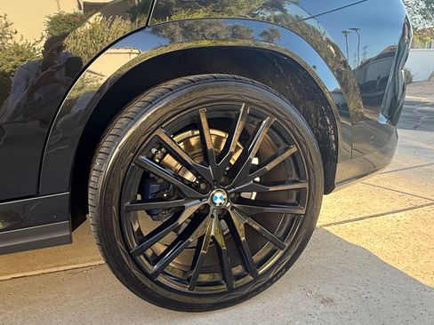 Used 2021 BMW X6 M50i w/ Executive Package AWD/4WD image 16