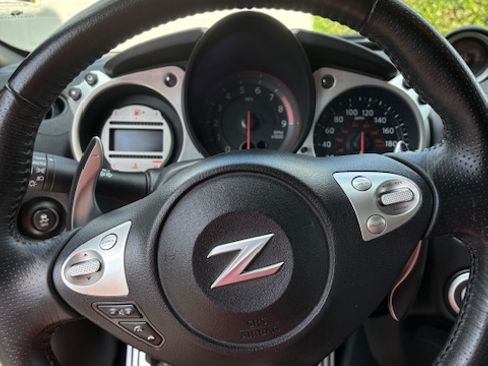 Used 2012 Nissan 370Z Touring image 9