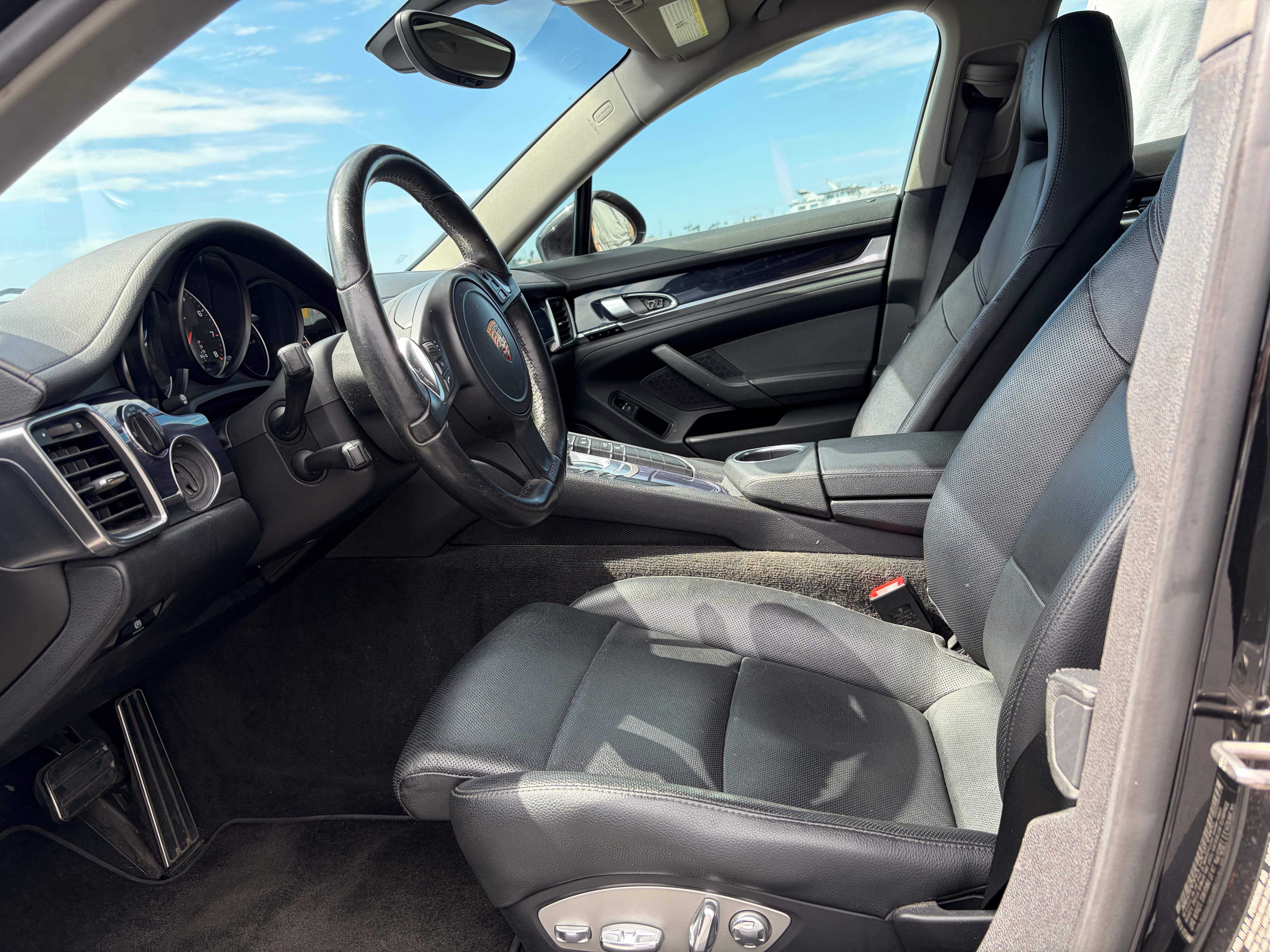 Used 2013 Porsche Panamera 4 Platinum Edition AWD/4WD image 20