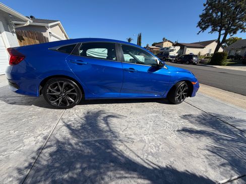 Used 2020 Honda Civic Sport image 10