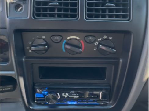 Used 2001 Toyota Tacoma PreRunner image 20