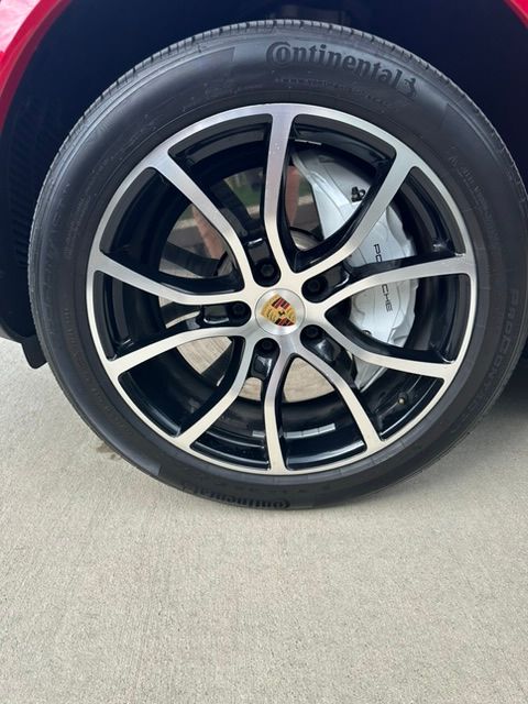Used 2021 Porsche Cayenne Turbo AWD/4WD image 14