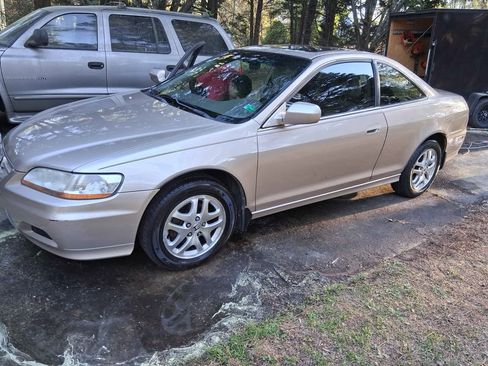 Used 2001 Honda Accord EX image 1