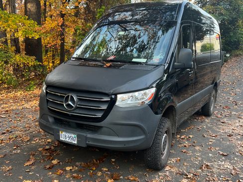 Used 2019 Mercedes-Benz Sprinter 4x4 144 image 8
