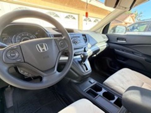 Used 2015 Honda CR-V LX image 9