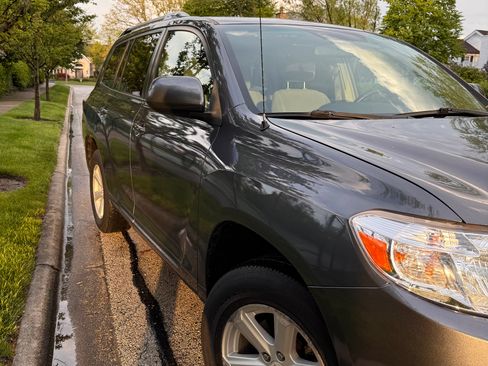 Used 2010 Toyota Highlander 4WD image 13