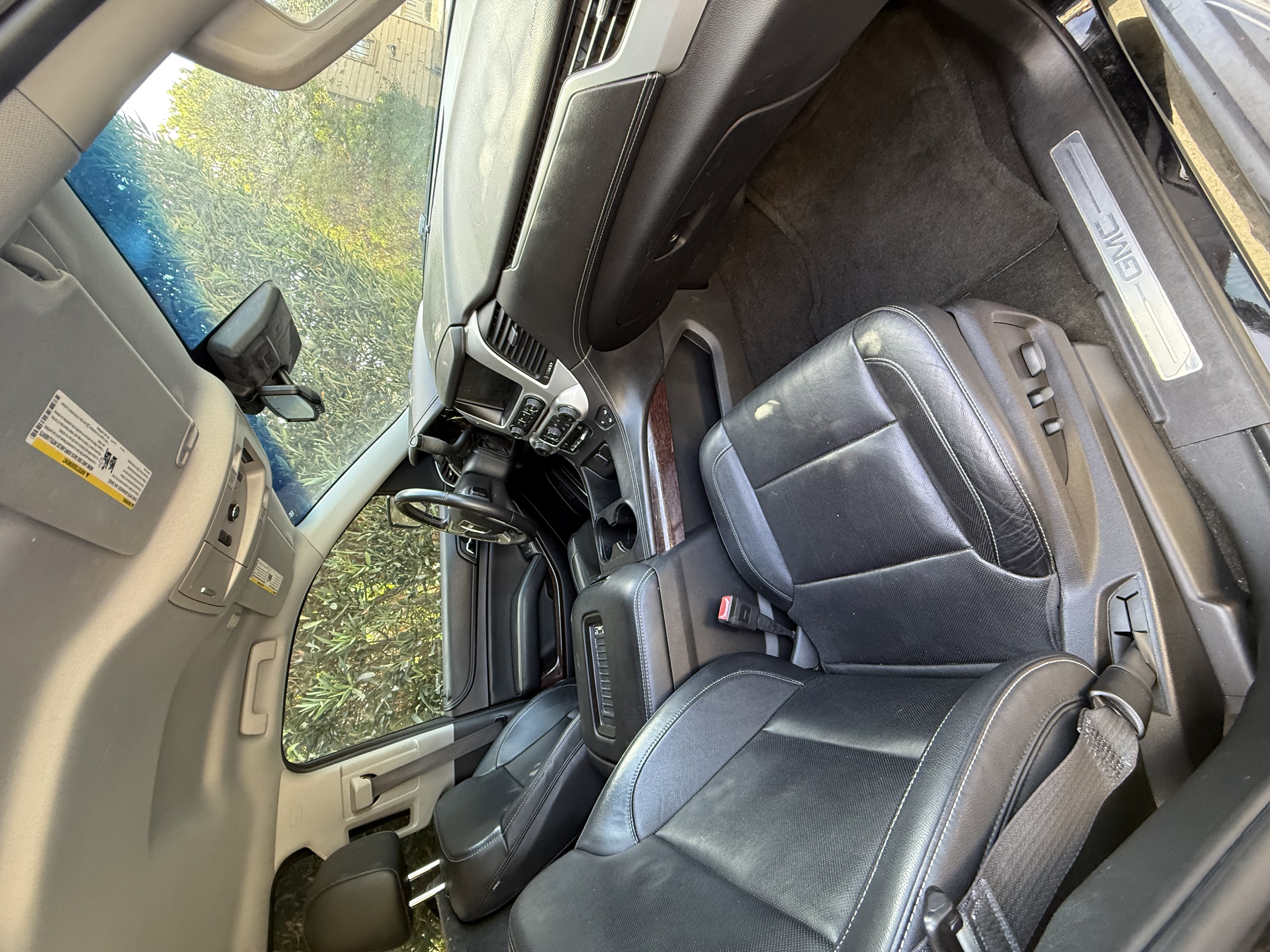 Used 2016 GMC Yukon SLT RWD image 11