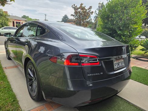 Used 2018 Tesla Model S 75D image 5