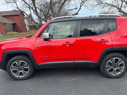 Used 2018 Jeep Renegade Limited w/ UConnect 8.4 Nav Group