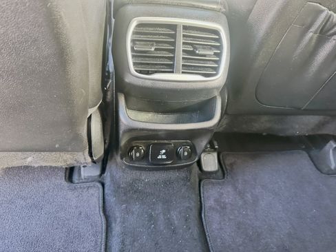 Used 2019 Hyundai Santa Fe AWD image 22