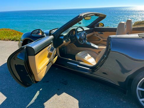 Used 2014 Porsche 911 Carrera S image 5