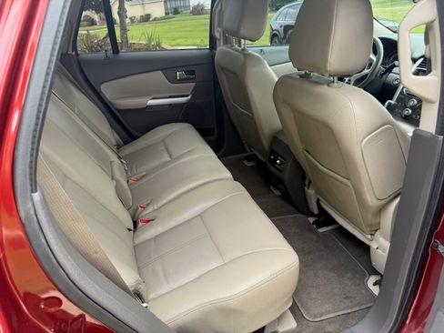 Used 2014 Ford Edge SEL w/ Equipment Group 205A AWD/4WD image 12