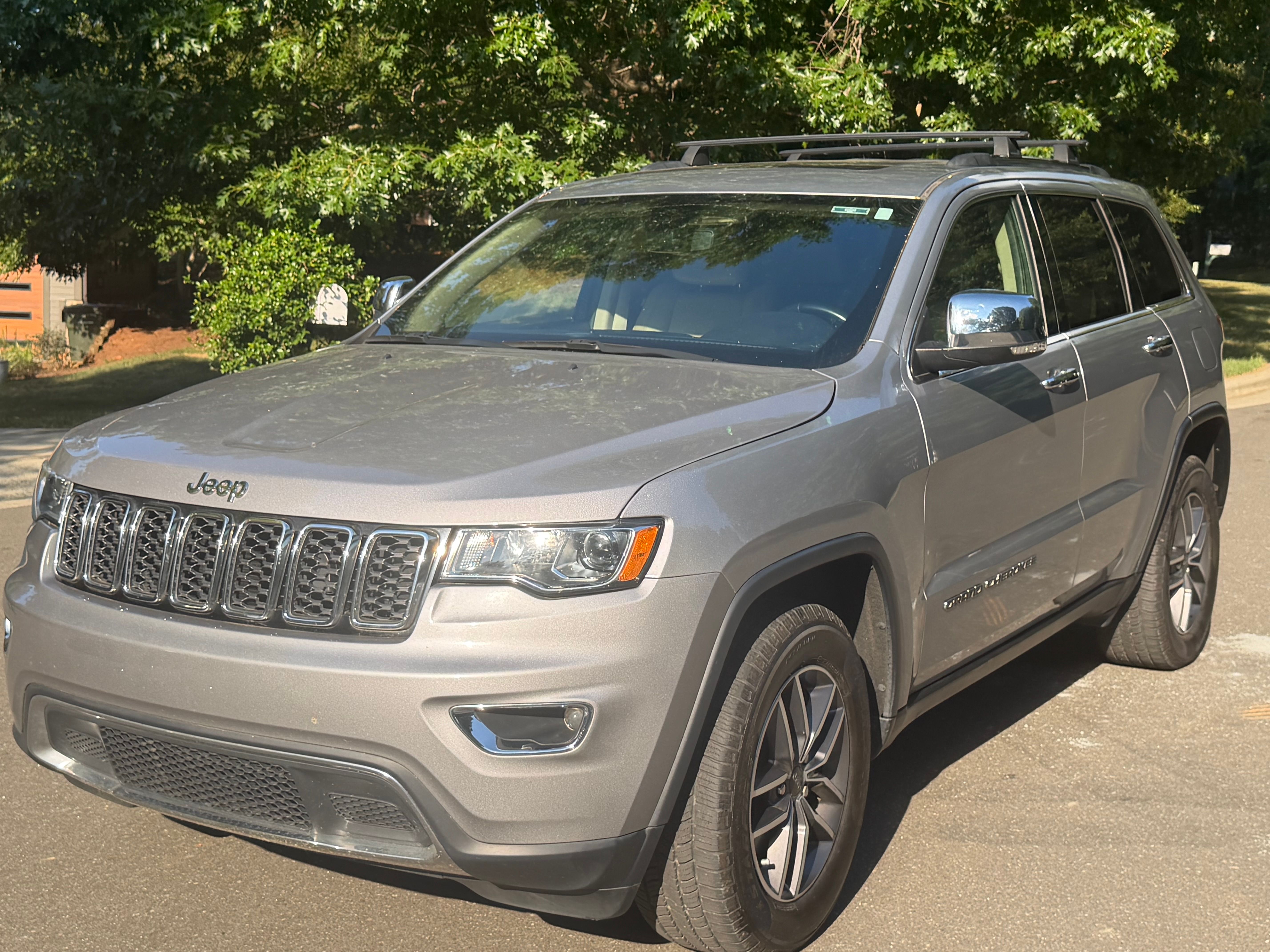 Used 2020 Jeep Grand Cherokee Limited w/ Trailer Tow Group IV AWD/4WD image 2